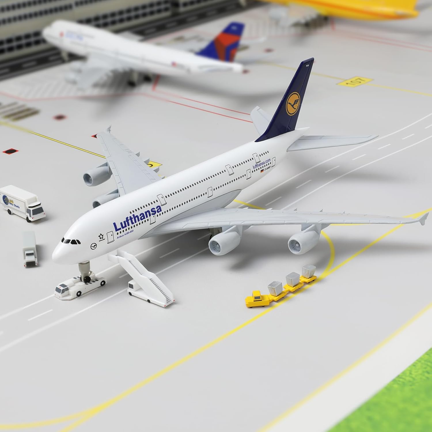 Toy planes A380 German 1/300 s - Model Airplane Plastic ulasan dan harga
