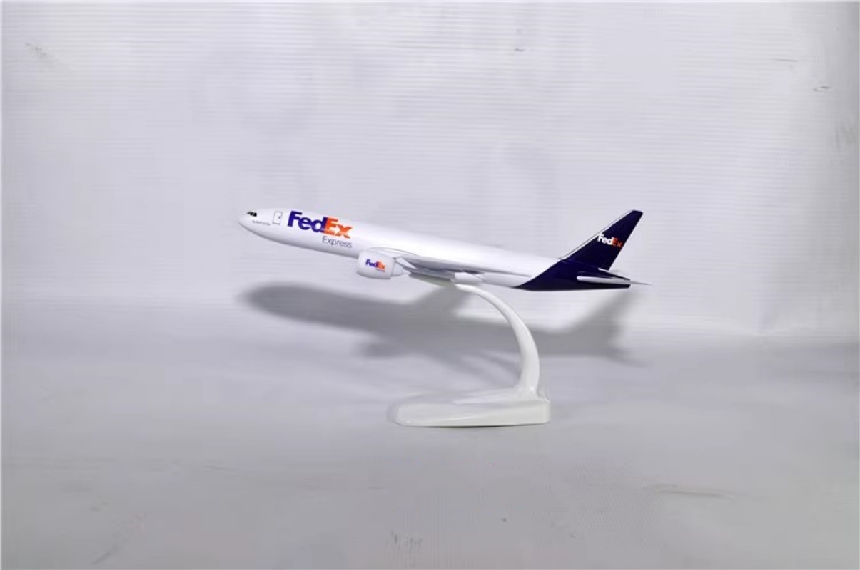20cm Scale Aircraft	FedEx Avia - Model Airplane Plastic ulasan dan harga