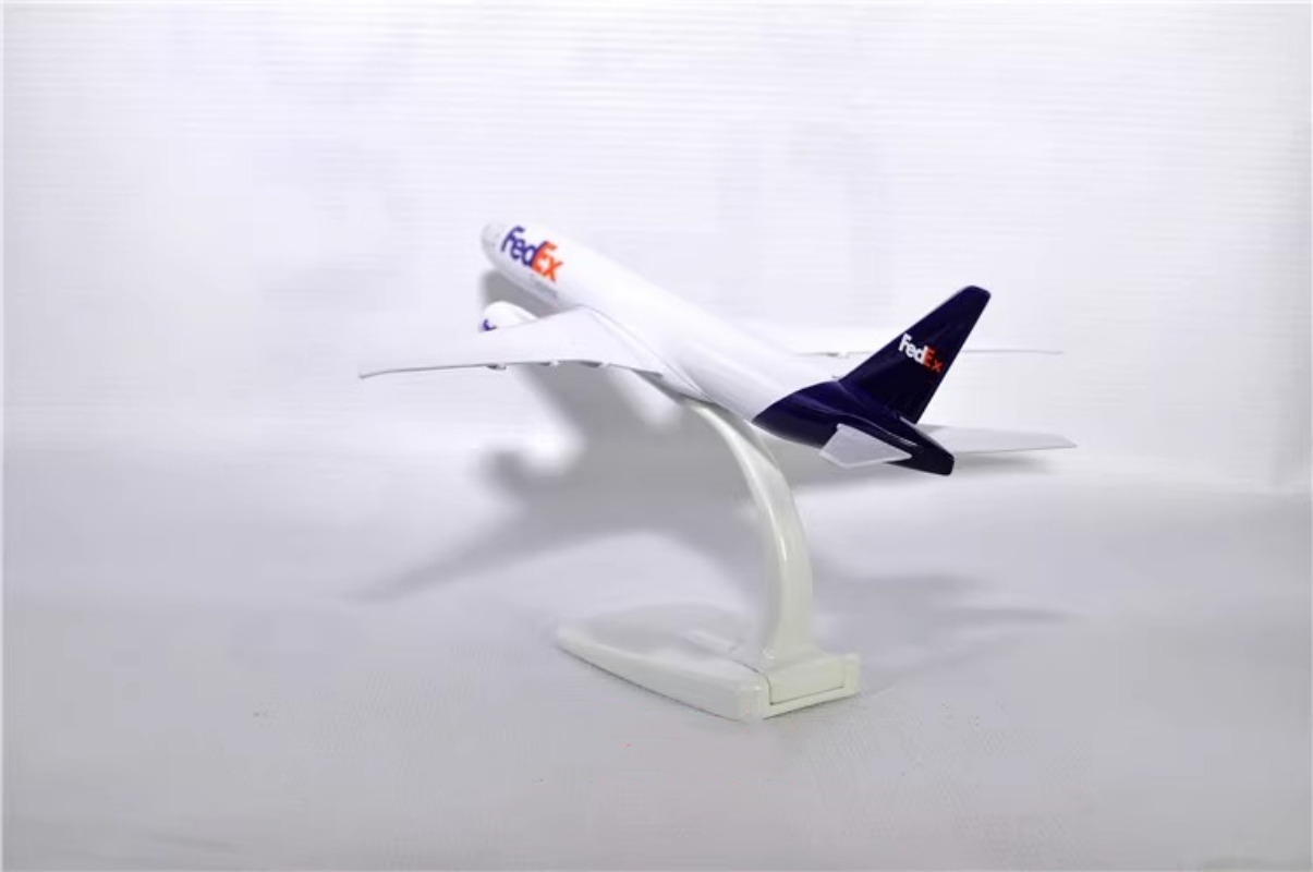 20cm Scale Aircraft	FedEx Avia - Model Airplane Plastic ulasan dan harga